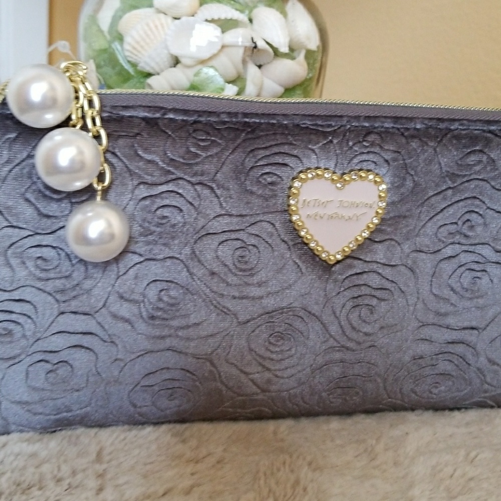 Betsy Johnson, gray Clutch,